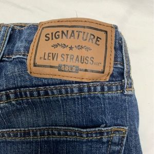 42 30 Men’s Levi Strauss Signature Jean Relaxed
